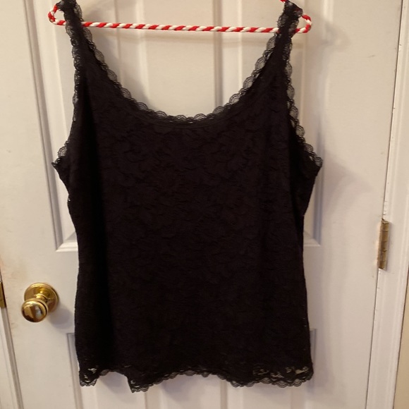 Lined Lace Camisole - Picture 3 of 4